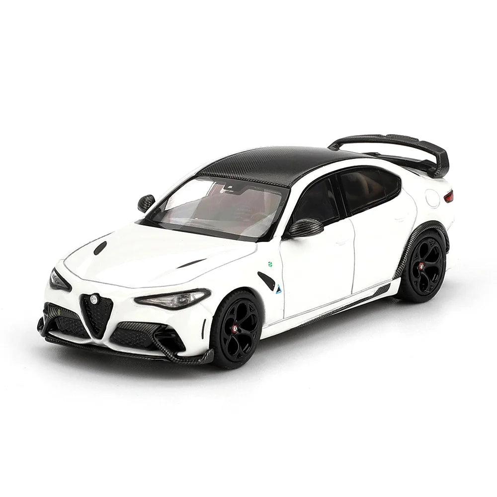 BBR Models 1/64 Alfa Romeo Giulia GTAm White - BBRDIE6426