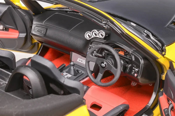 MOTORHELIX 1/18 Honda S2000 (AP2) MUGEN New Indy Yellow Pearl M85122