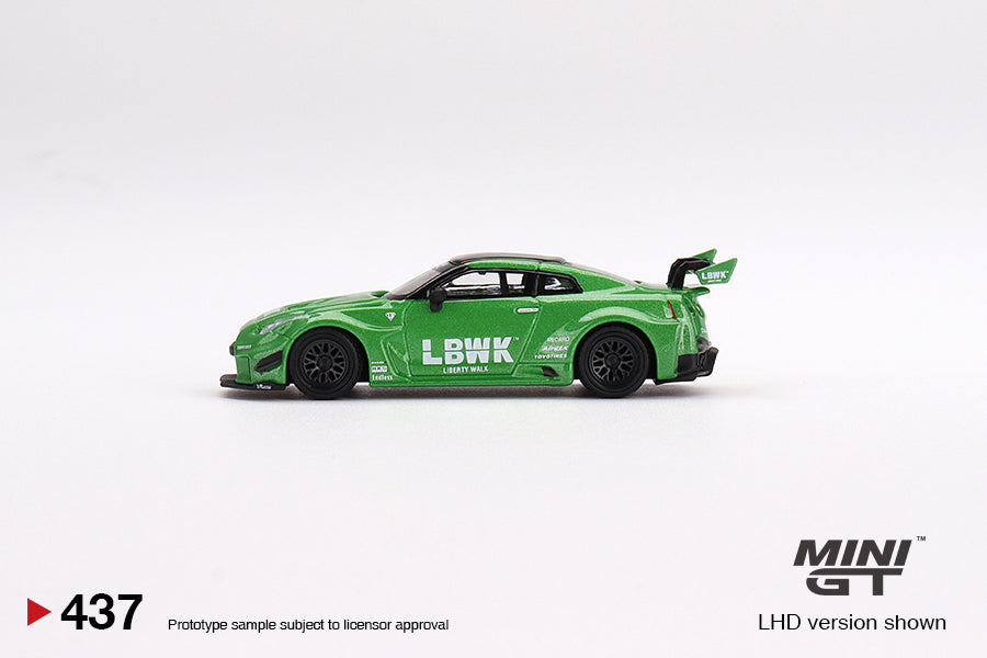 MINI GT 1/64 #437 LB-Silhouette WORKS GT NISSAN 35GT-RR Ver.2 Apple Green