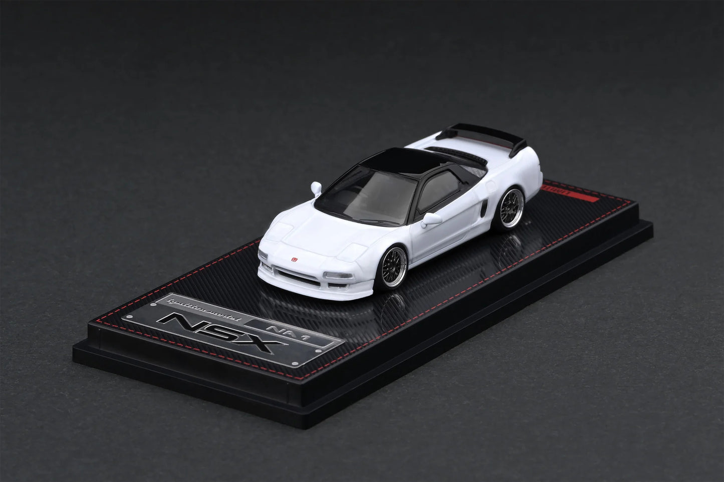 IGNITION MODEL 1/64 IG 1941 Honda NSX (NA1) Pearl White