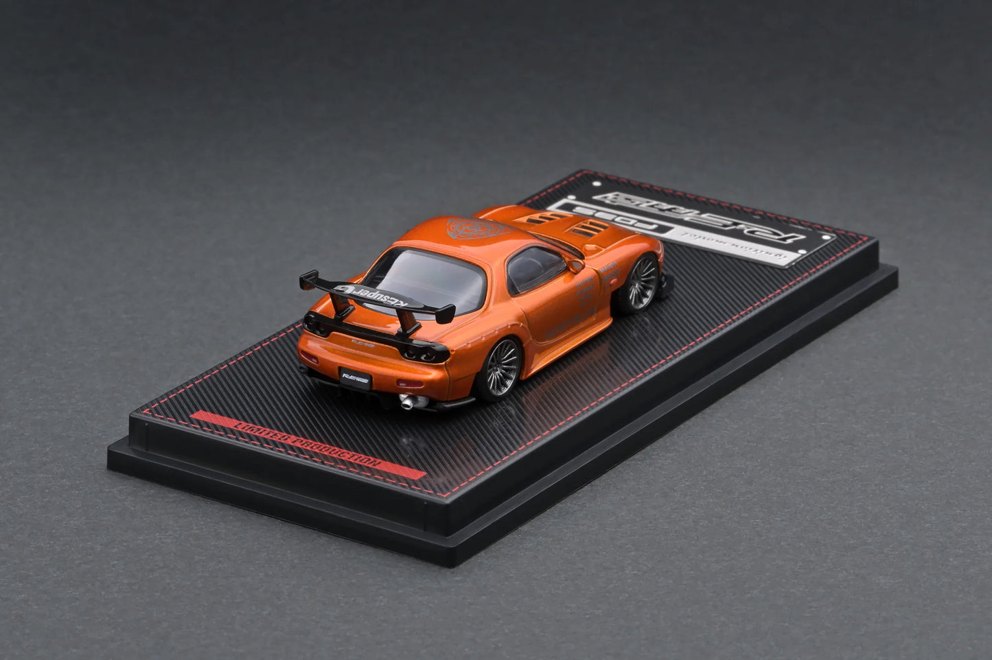 IGNITION MODEL 1/64 IG 1950 Mazda RX-7 (FD3S) RE Amemiya Orange Metallic