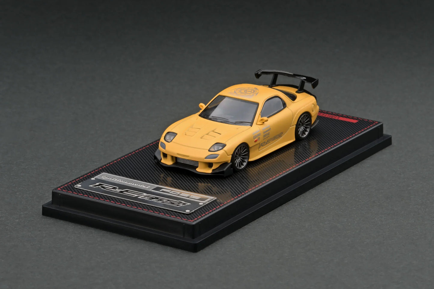 IGNITION MODEL 1/64 IG 2062 Mazda RX-7 (FD3S) RE Amemiya Matte Yellow