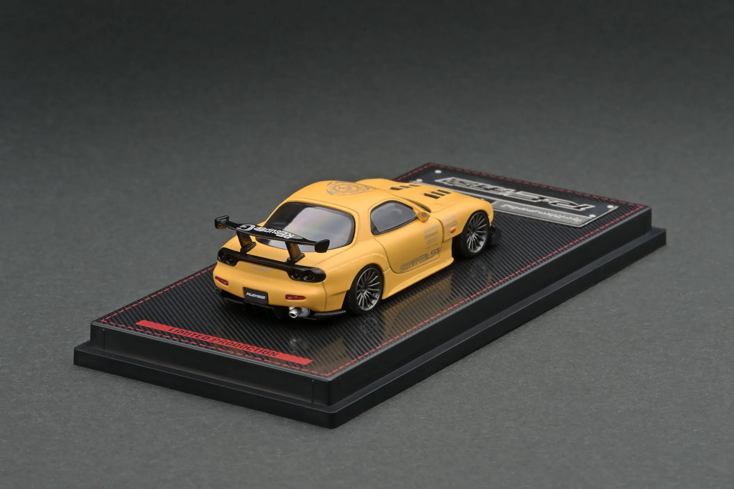 IGNITION MODEL 1/64 IG 2062 Mazda RX-7 (FD3S) RE Amemiya Matte Yellow
