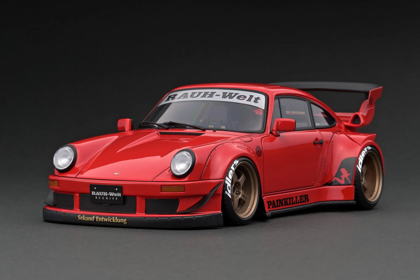 IGNITION MODEL 1/18 IG 2477 RWB 930 Red