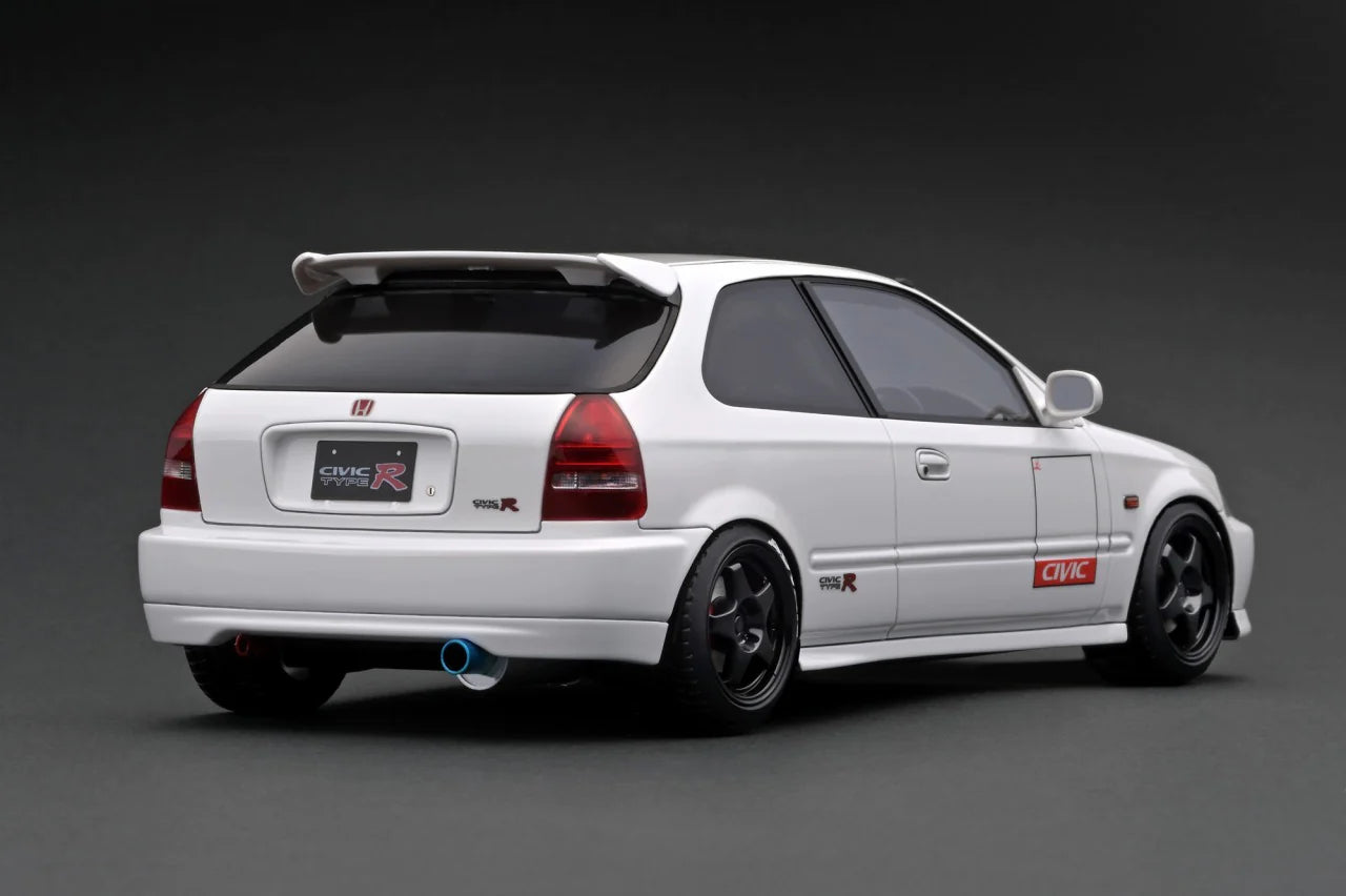 IGNITION MODEL 1/18 IG 2674 Honda CIVIC (EK9) Type R White