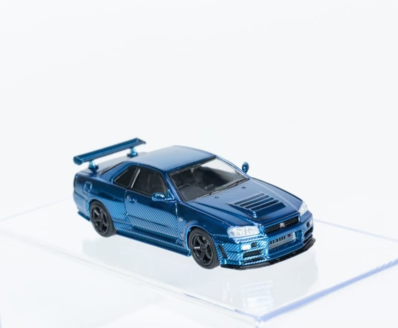 INNO x CLDC Exclusive Version Nissan Skyline GT-R (R34) Chrome Blue Diecast Car Model ( ENGLISH VERSION MAGAZINE & COVER )