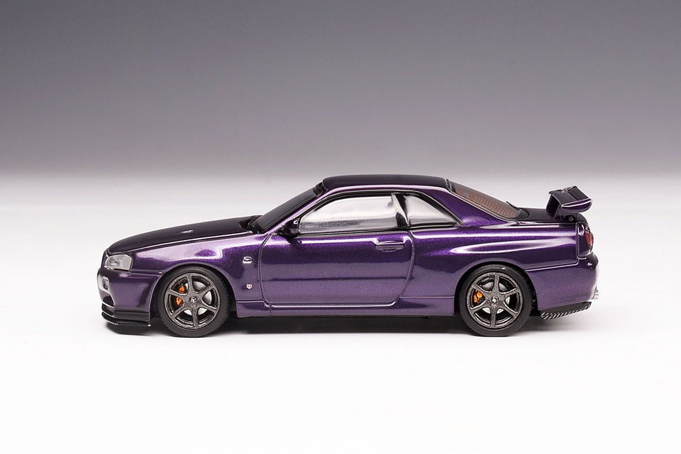 MOTORHELIX 1/64 NISSAN SKYLINE GT-R R34 V Spec II