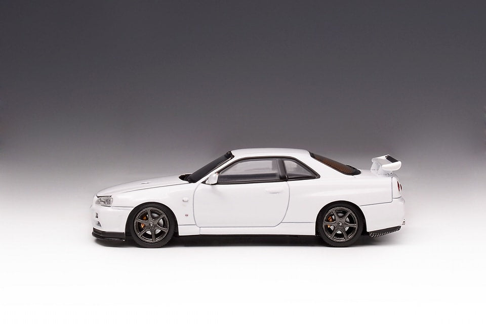 MOTORHELIX 1/64 NISSAN SKYLINE GT-R R34 V Spec II