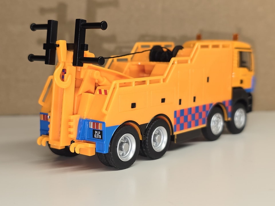 SG_BC_BUS 1/64 Malaysia MAN Heavy vehicle Tow Truck Yellow