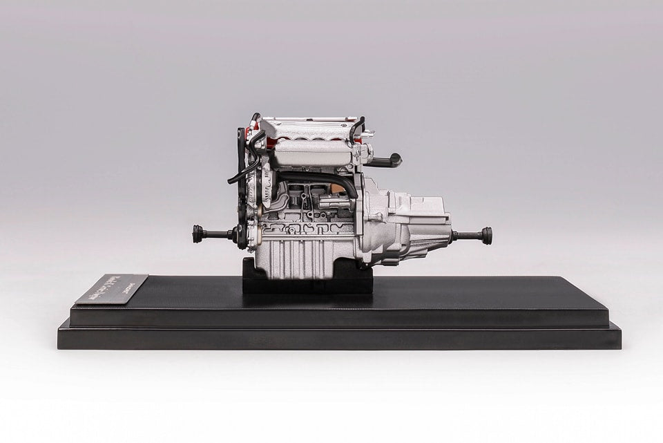 Motorhelix MH 1:18 Diecast Engine Model HONDA K20