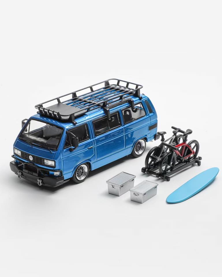 Mortal 1:64 VW Type 2 T3 (Carrera Bus B32) Lowride With BBS Rim Transparent Blue