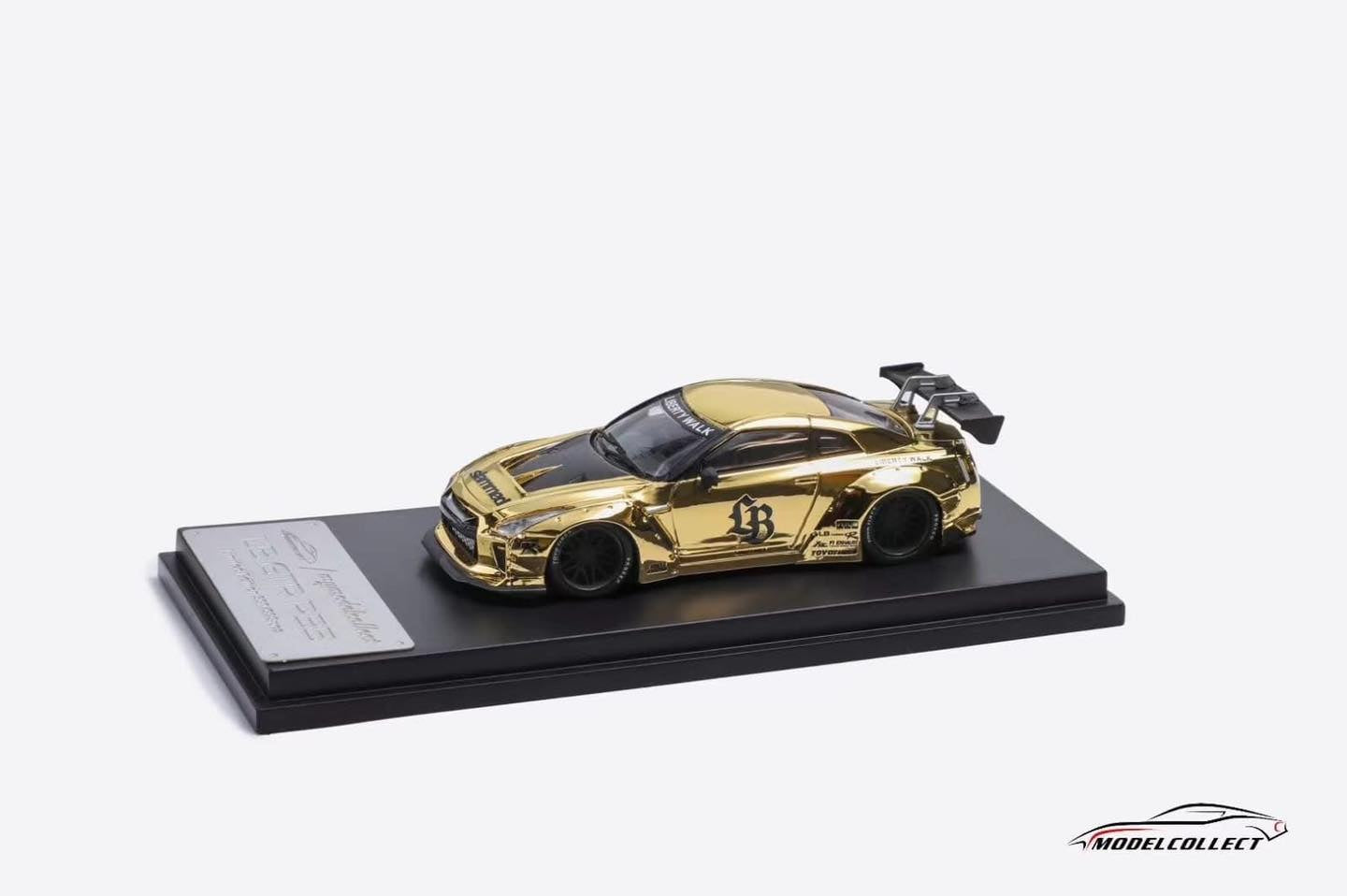 MODEL COLLECT 1/64 NISSAN GT-R R35 GOLD CHROME
