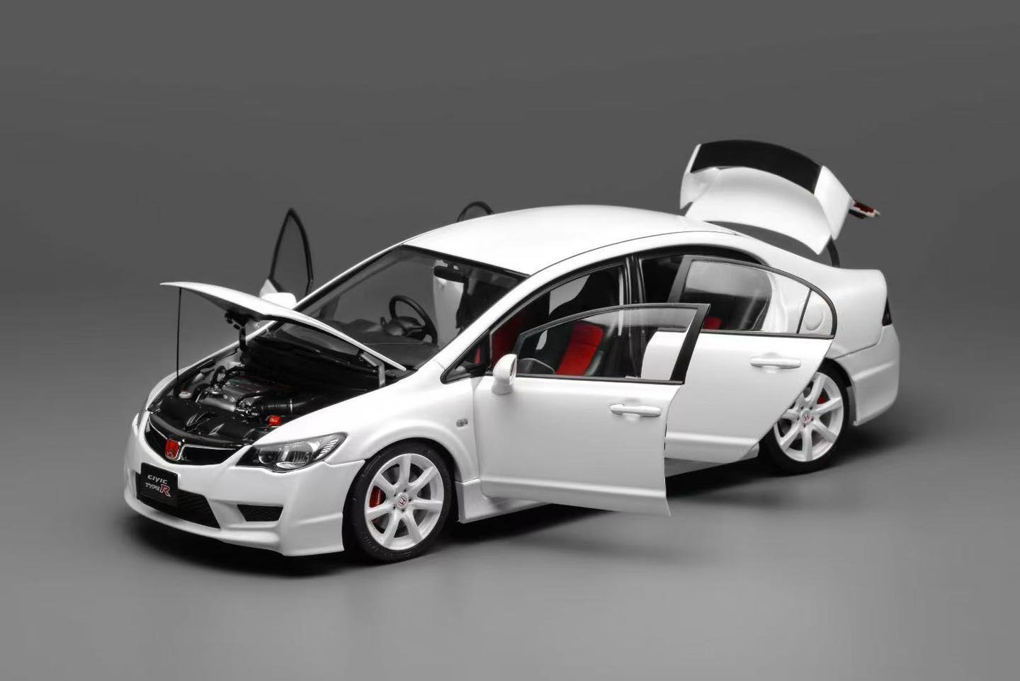 MOTORHELIX 1/18 Honda Civic Type R FD2 2007 Facelift M85404 Premium White Pearl