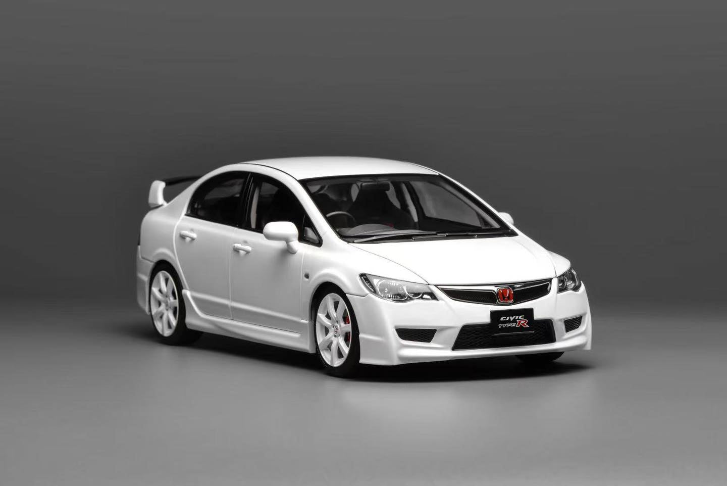 MOTORHELIX 1/18 Honda Civic Type R FD2 2007 Facelift M85404 Premium White Pearl