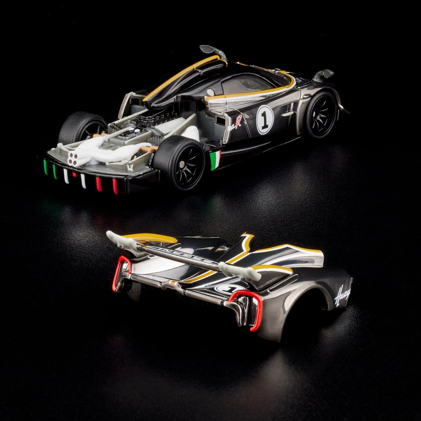 Hot Wheels Collectors RLC Exclusive ‘21 Pagani Huayra R
