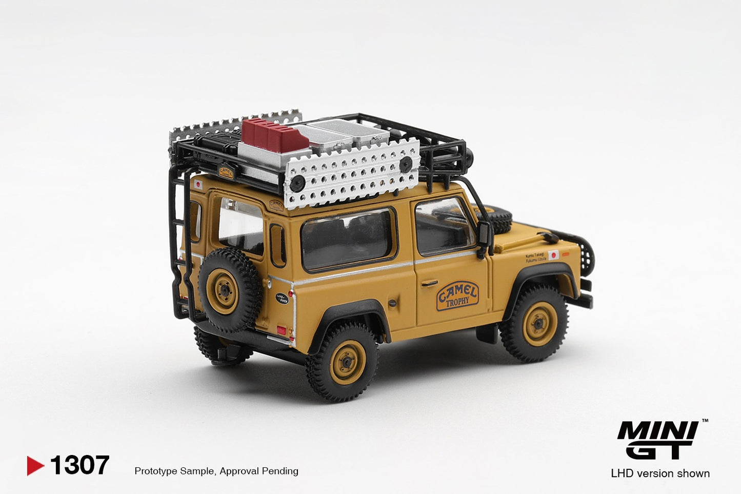 * PRE ORDER * MINI GT #1307 1/64 Land Rover Defender 90 1985 Camel Trophy Borneo Team Japan (LHD)