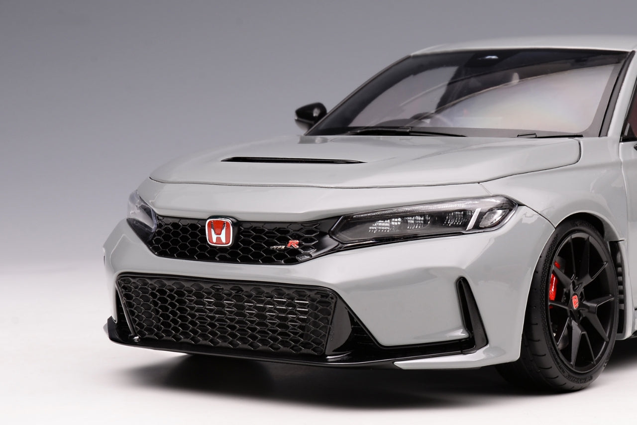 MOTORHELIX 1/18 Honda Civic Type R(FL5)Sonic Pearl Grey Diecast Model M85305 With Engine & Hoist