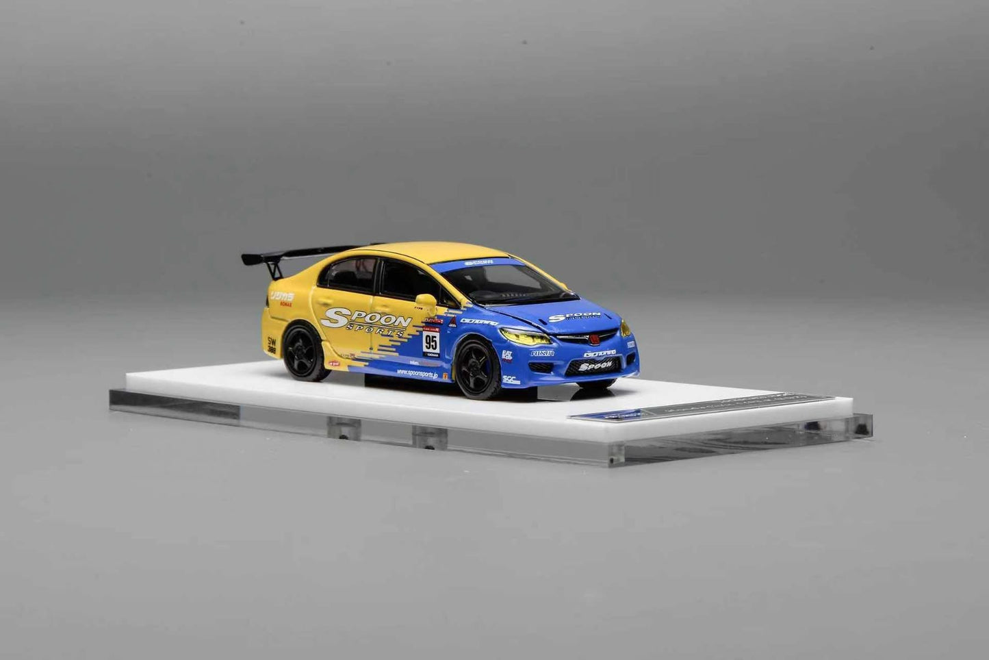Motorhelix 1/64 Honda Civic Type R FD2 Spoon Sports | The Diecast Expo 2025