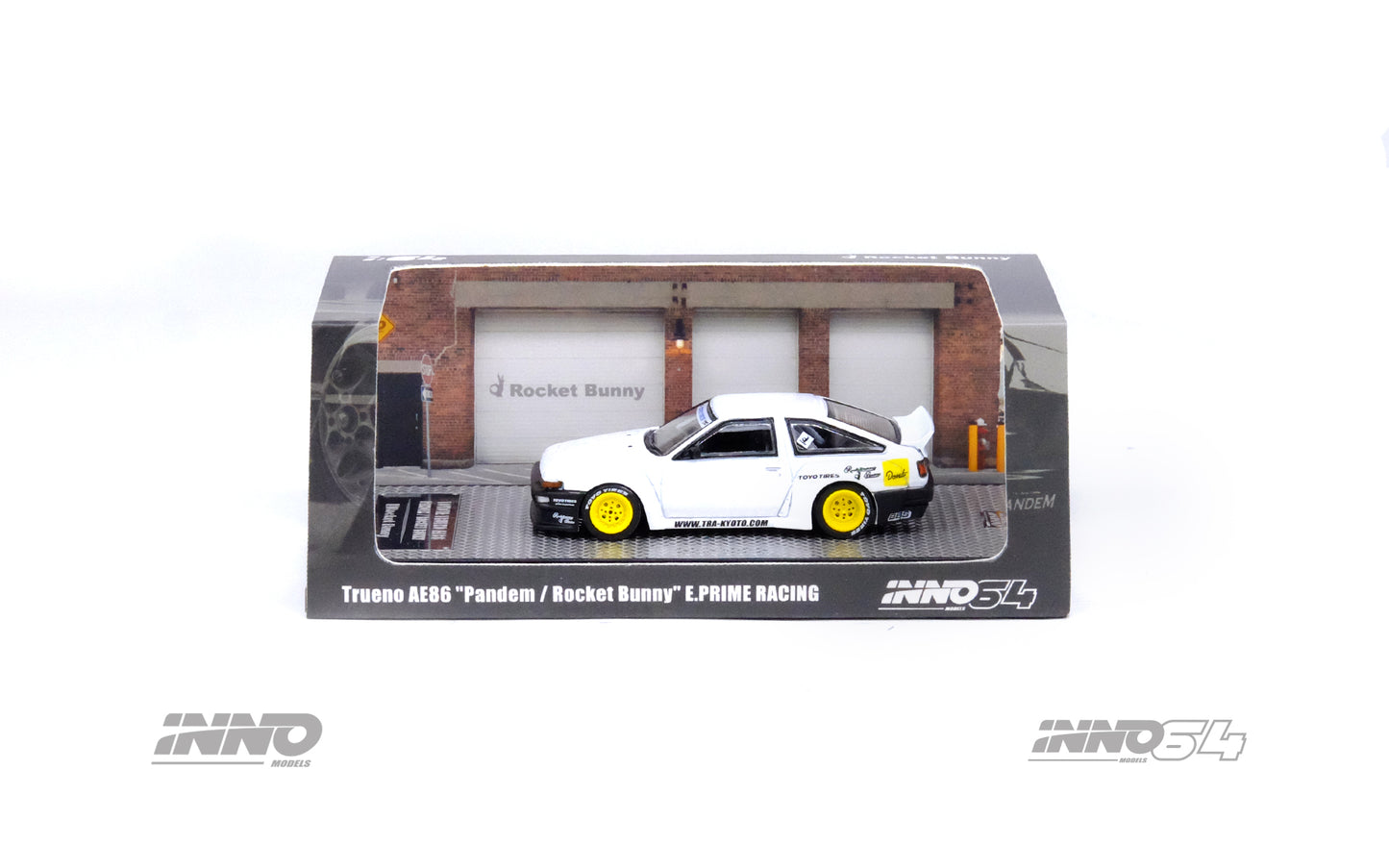 INNO 64 1/64 TOYOTA COROLLA TRUENO AE86 "PANDEM / ROCKET BUNNY" White