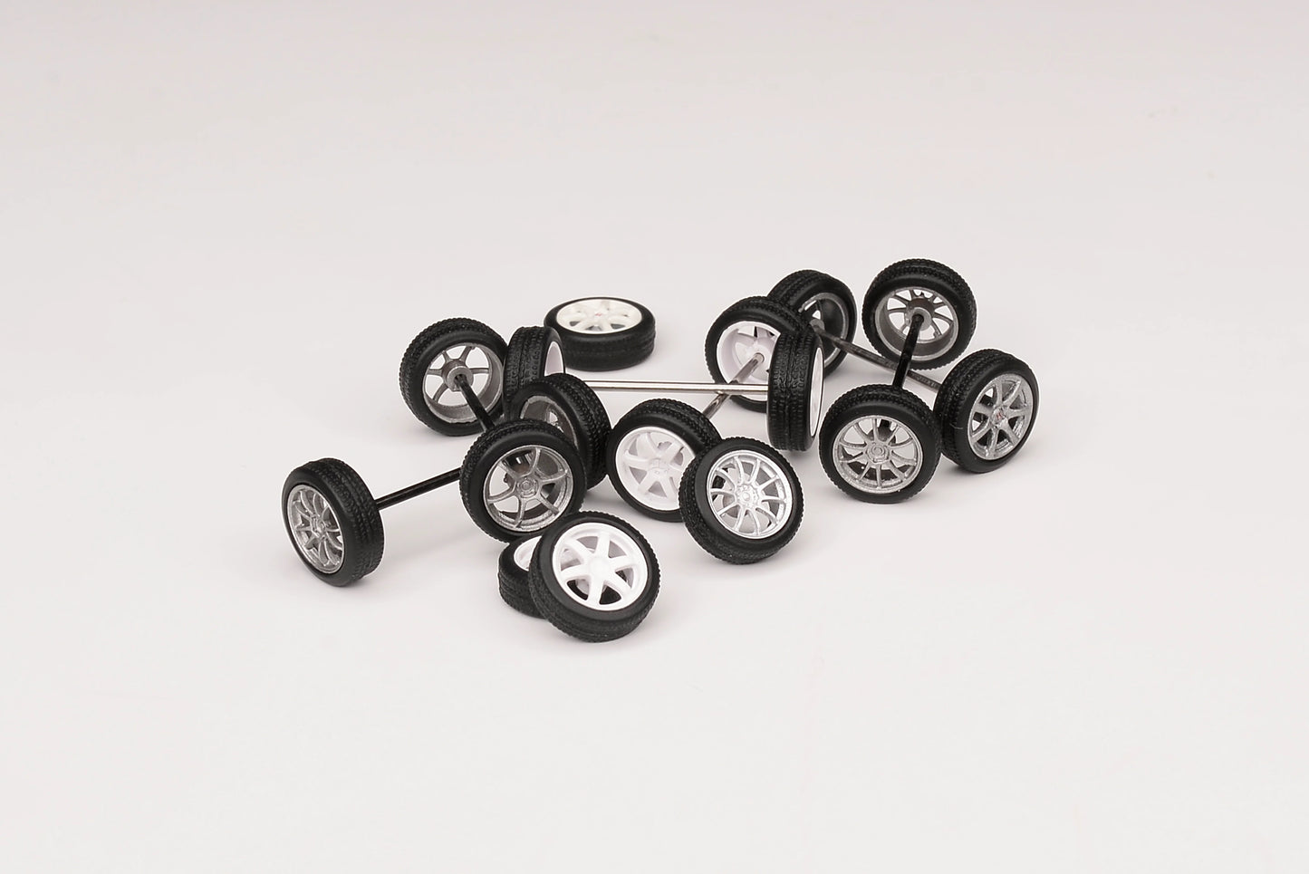 MOTORHELIX 1/64 Senior Series Honda Civic Type R (FD2)
