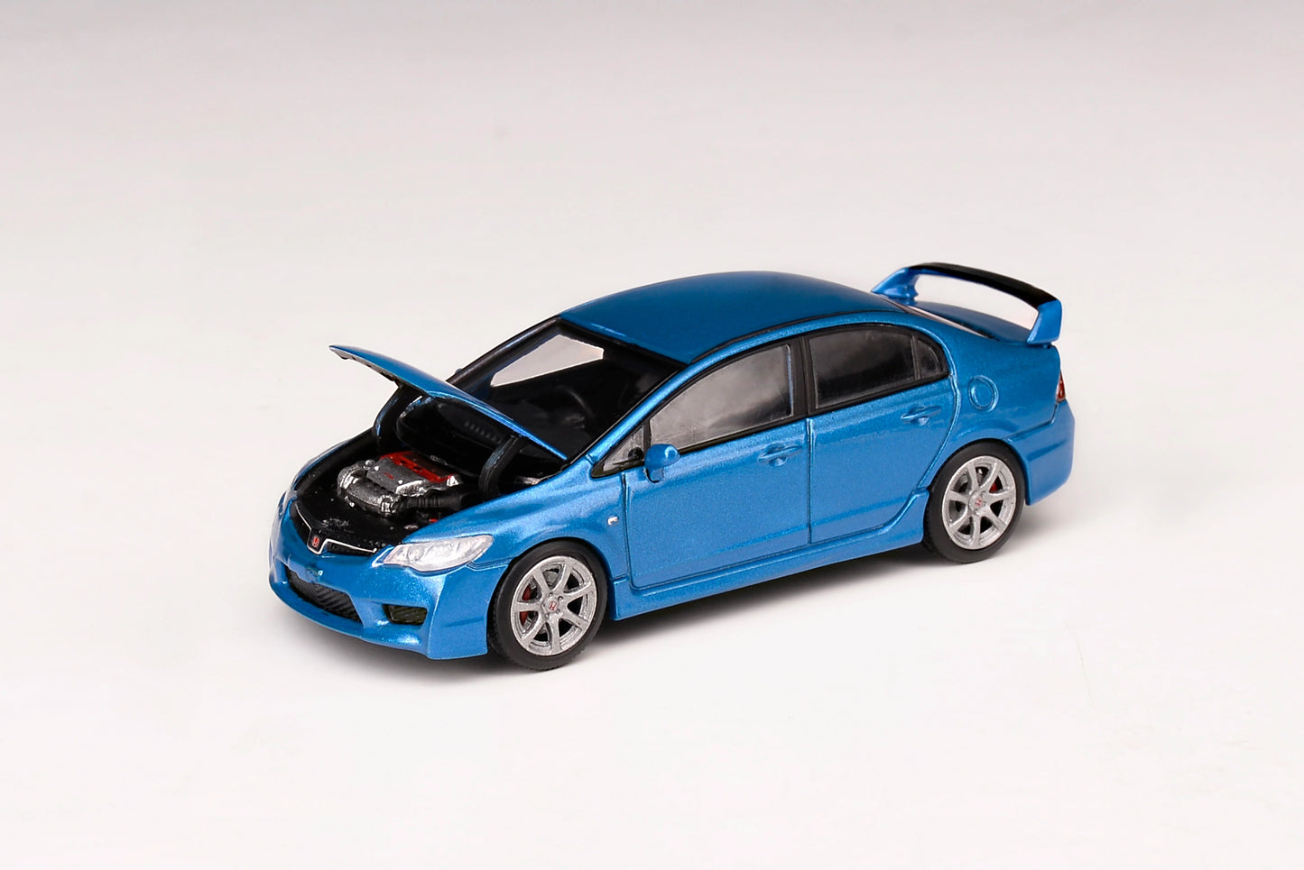 MOTORHELIX 1/64 Senior Series Honda Civic Type R (FD2)