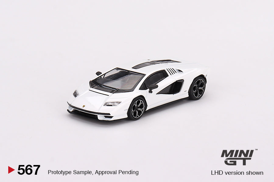 MINI GT #567 1/64 Lamborghini Countach LPI 800-4 Bianco Siderale LHD