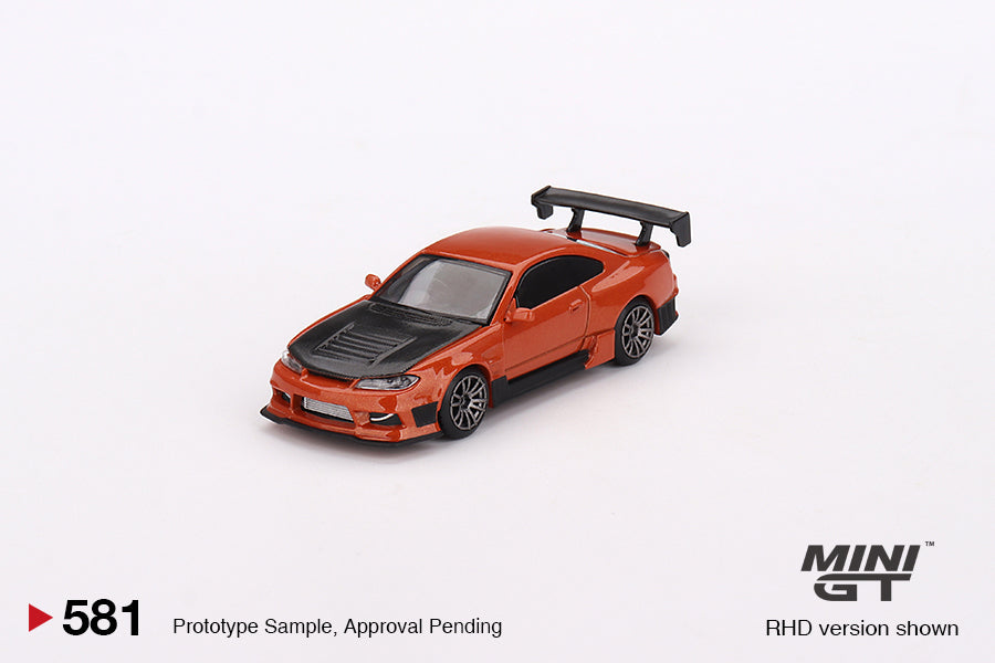 MINI GT #581 1/64 Nissan Silvia S15 D-MAX Metallic Orange ( RHD )