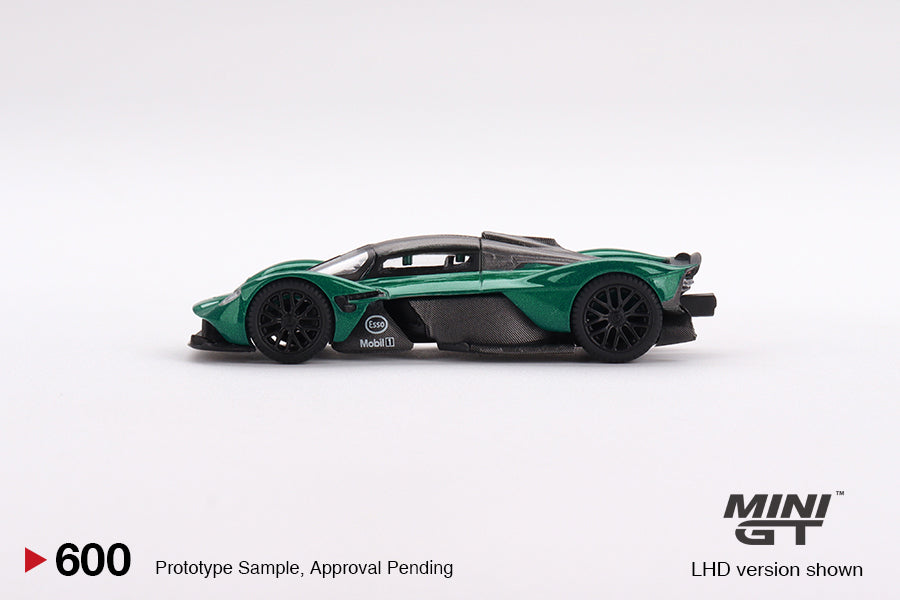 * PRE ORDER * MINI GT #600 Aston Martin Valkyrie Aston Martin Racing Green LHD