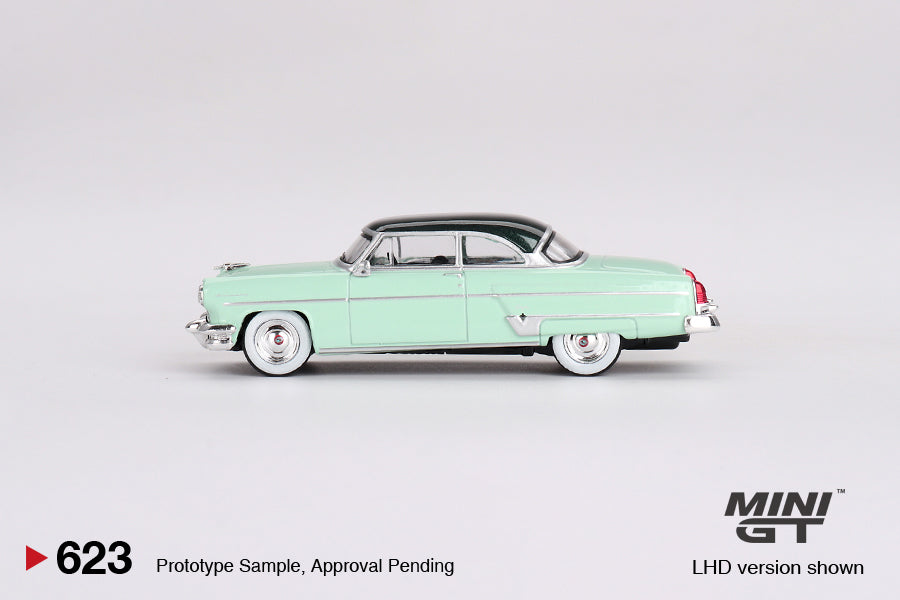 MINI GT #623 1/64 "Lincoln Capri 1954 Parklane Green / Bloomfield Green " (LHD)