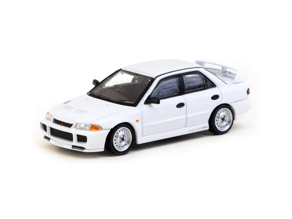 Tarmac Works 1/64 Mitsubishi Lancer RS Evolution III White - Lamley Special Edition - GLOBAL64
