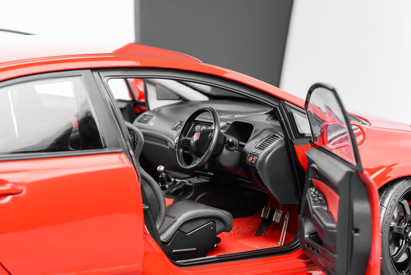 MOTORHELIX 1/18 Honda Civic Type R(FD2)MUGEN RR Diecast Model. M85415 Milano Red