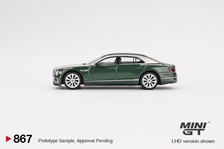 MINI GT #867 1/64 Bentley Flying Spur White Sand Verdant (RHD)