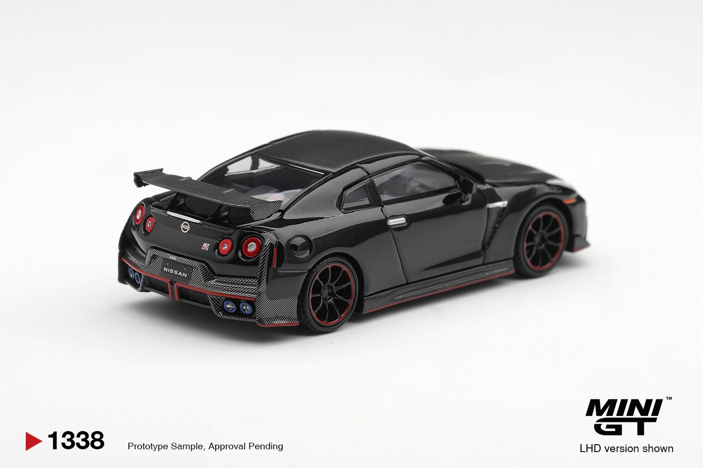 * PRE ORDER * MINI GT #1338 1/64 Nissan GT-R Nismo 2024 Black (RHD)