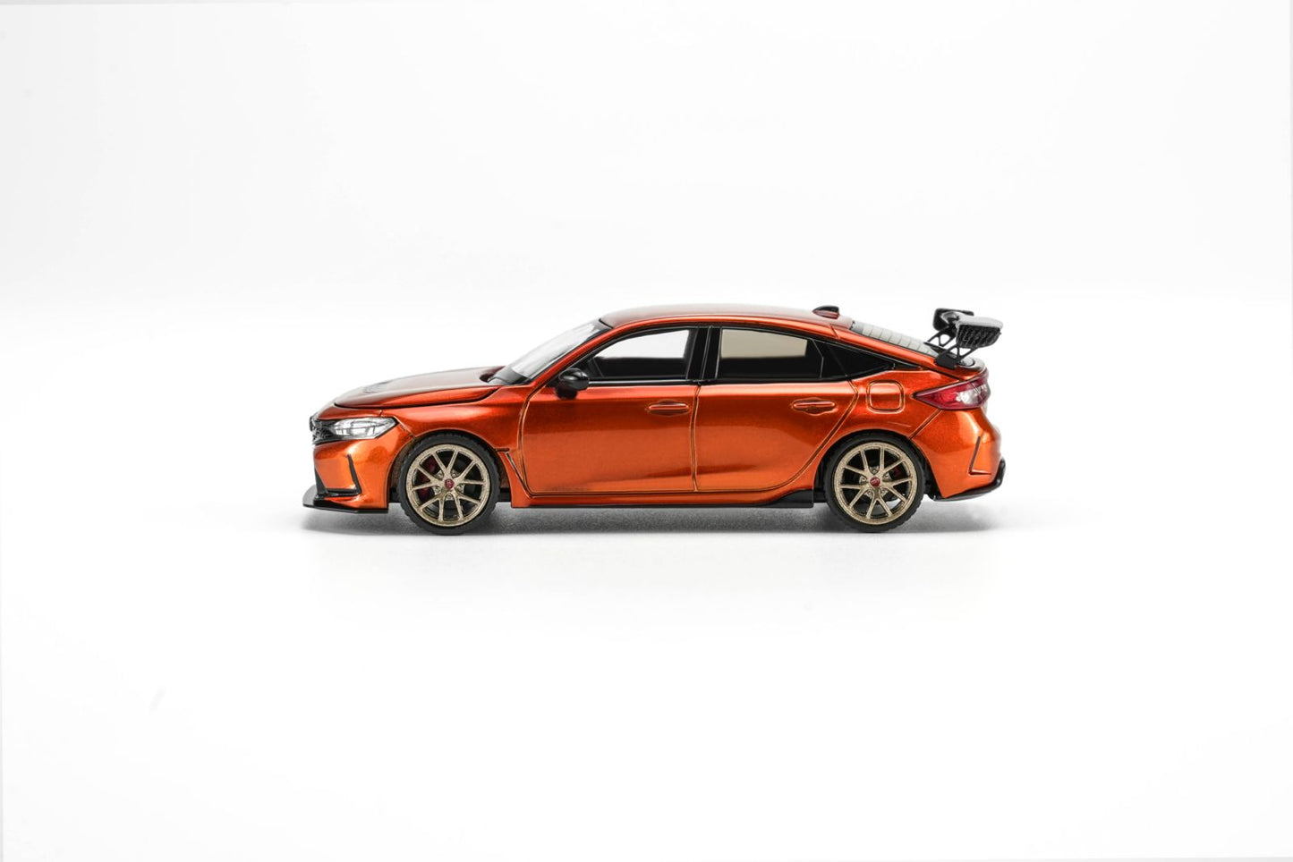 MOTORHELIX 1/64 HONDA CIVIC TYPE R (FL5) CUSTOMIZED METALLIC ORANGE M65345