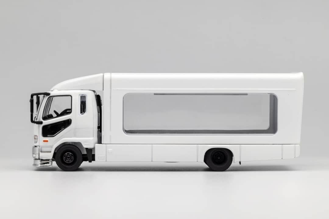 G.C.D 1/64 Mitsubishi Fuso Fighter (1024) 2017 #173 White