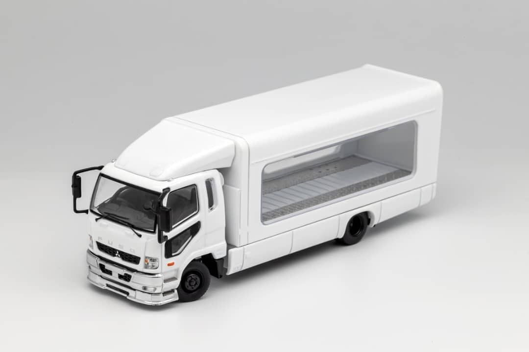 G.C.D 1/64 Mitsubishi Fuso Fighter (1024) 2017 #173 White