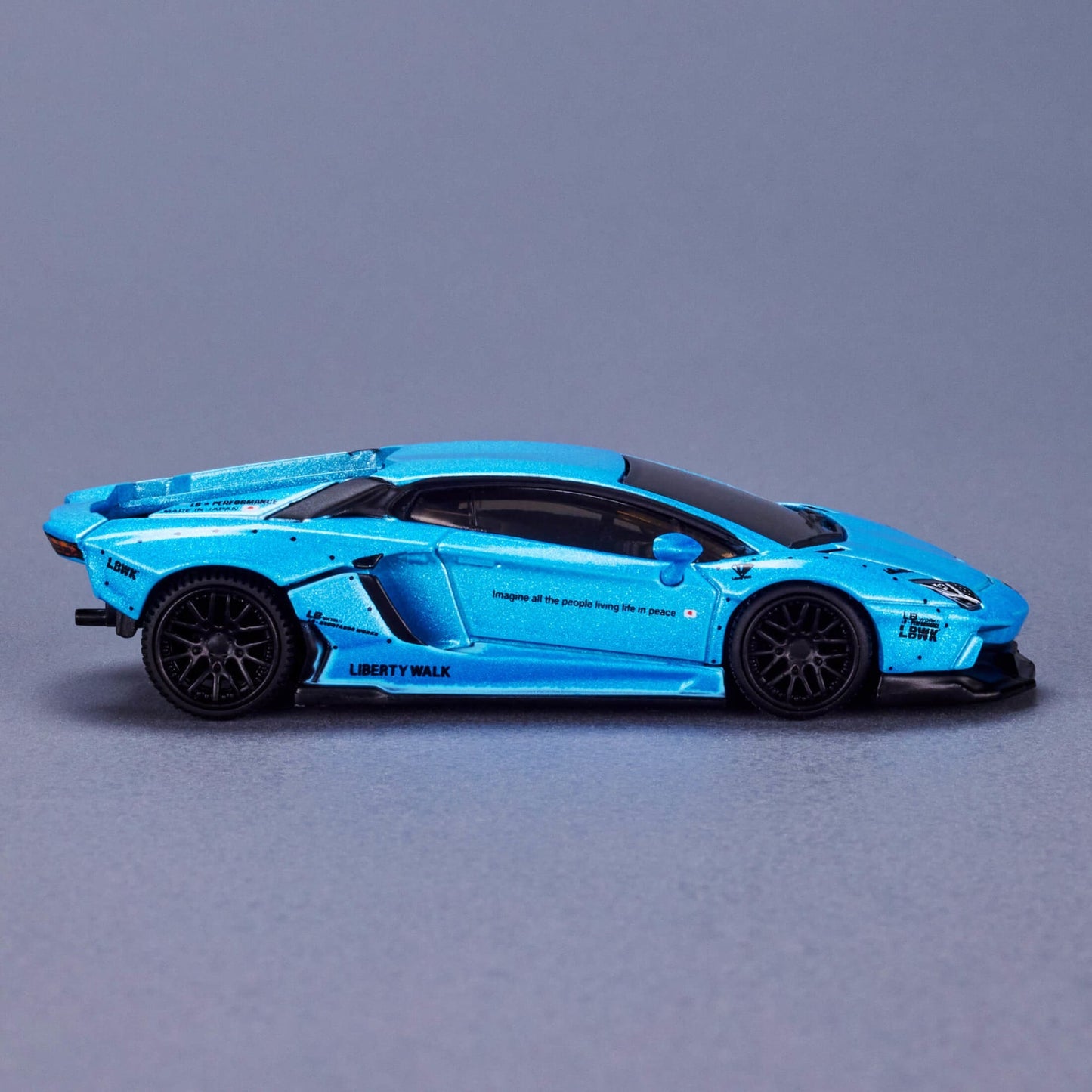 HOT WHEELS Elite 64 Series LBWK Lamborghini Aventador LP 700-4