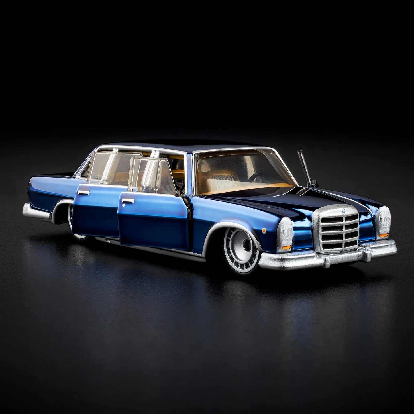 Hot Wheels Collectors RLC Exclusive 1964 Mercedes-Benz 600