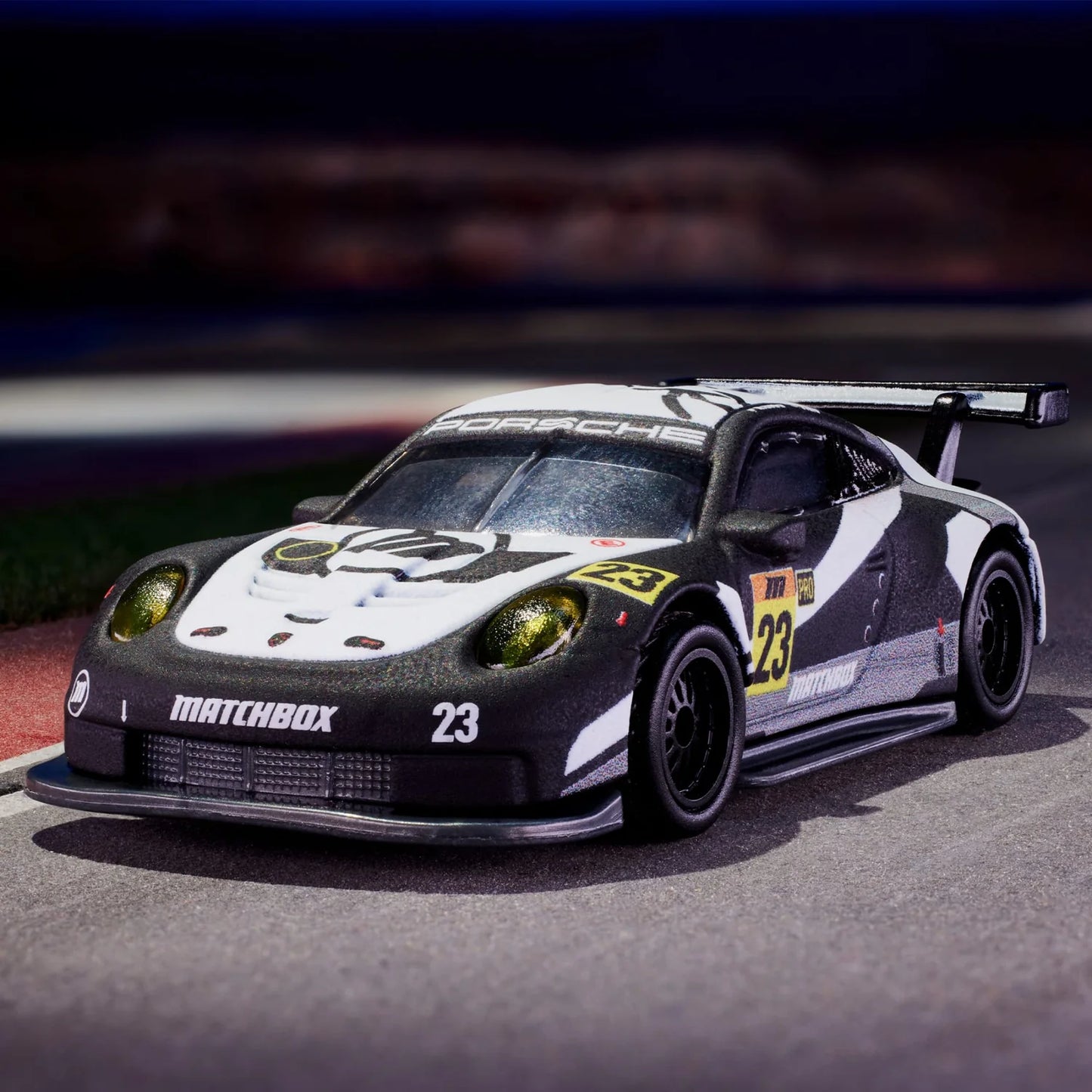 MATCHBOX COLLECTOR PORSCHE 911 RSR LIMITED