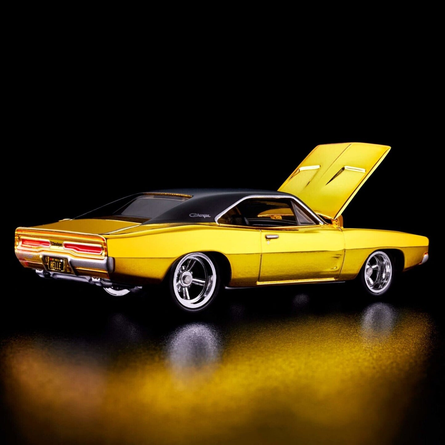 Hot Wheels Collectors RLC Exclusive 1969 Dodge Charger R/T GOLD