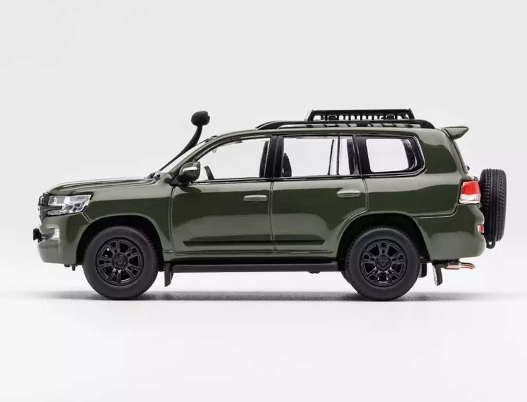 GCD 1/64 Green Land Cruiser LC200 SUV ORV Sports