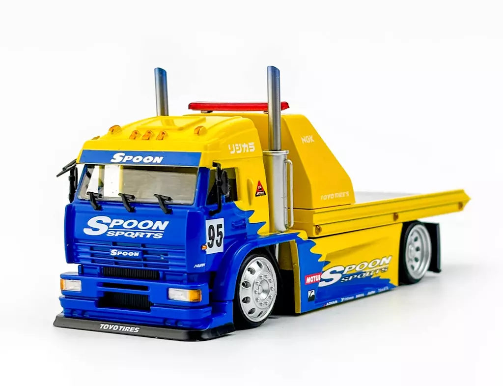Street Weapon 1/64 KamaZ Spoon Sports Flatbed Tow Truck Model