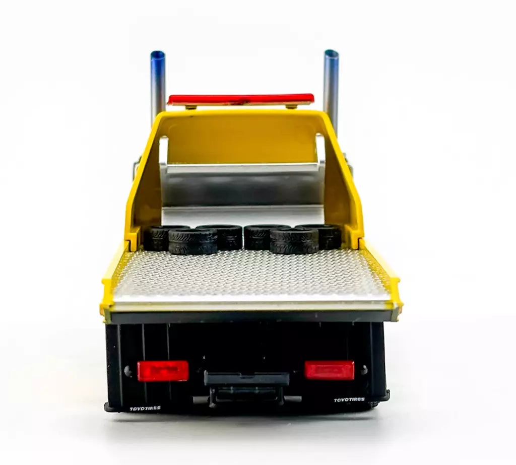 Street Weapon 1/64 KamaZ Spoon Sports Flatbed Tow Truck Model