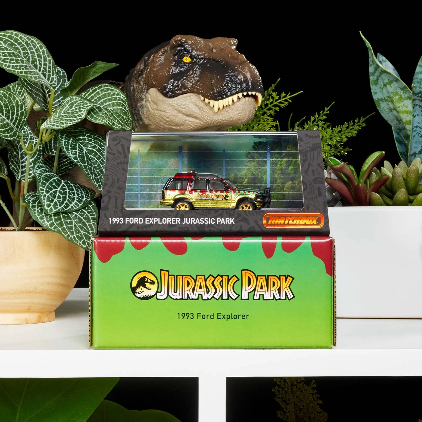 MATCHBOX 1993 FORD EXPLORER JURASSIC PARK