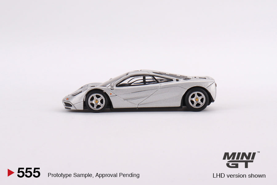* PRE ORDER * MINI GT #555 1/64 McLaren F1 Magnesium Silver (LHD)