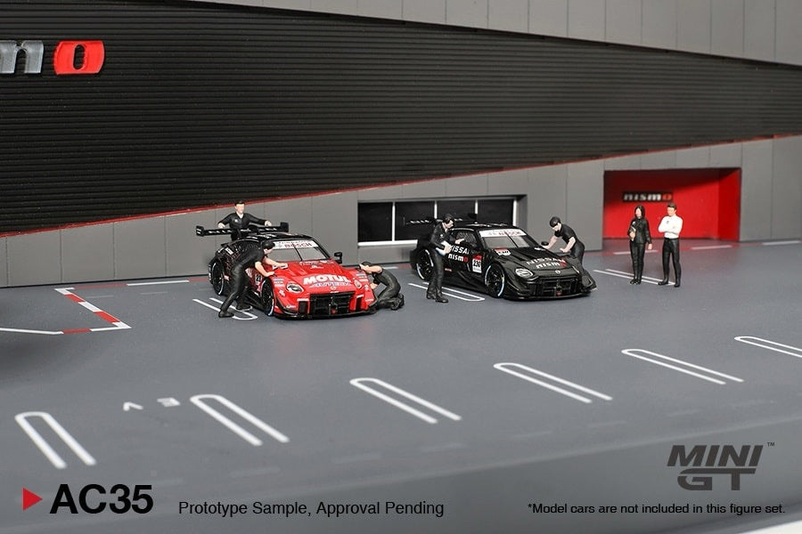 MINI GT EXCLUSIVE  "1/64 Diorama: NISSAN MOTORSPORTS & CUSTOMIZING CO.,LTD.  NISMO OPERATION