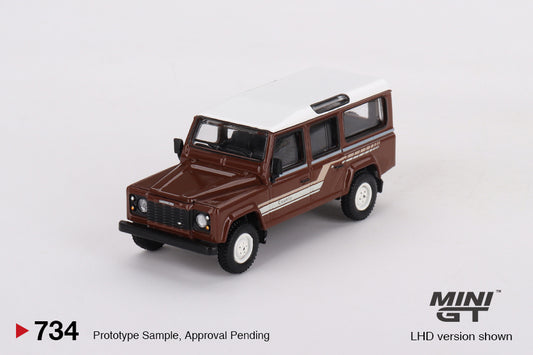 * PRE ORDER * MINI GT #734 1/64 Land Rover Defender 110 1985 County Station Wagon Russet Brown ( RHD )