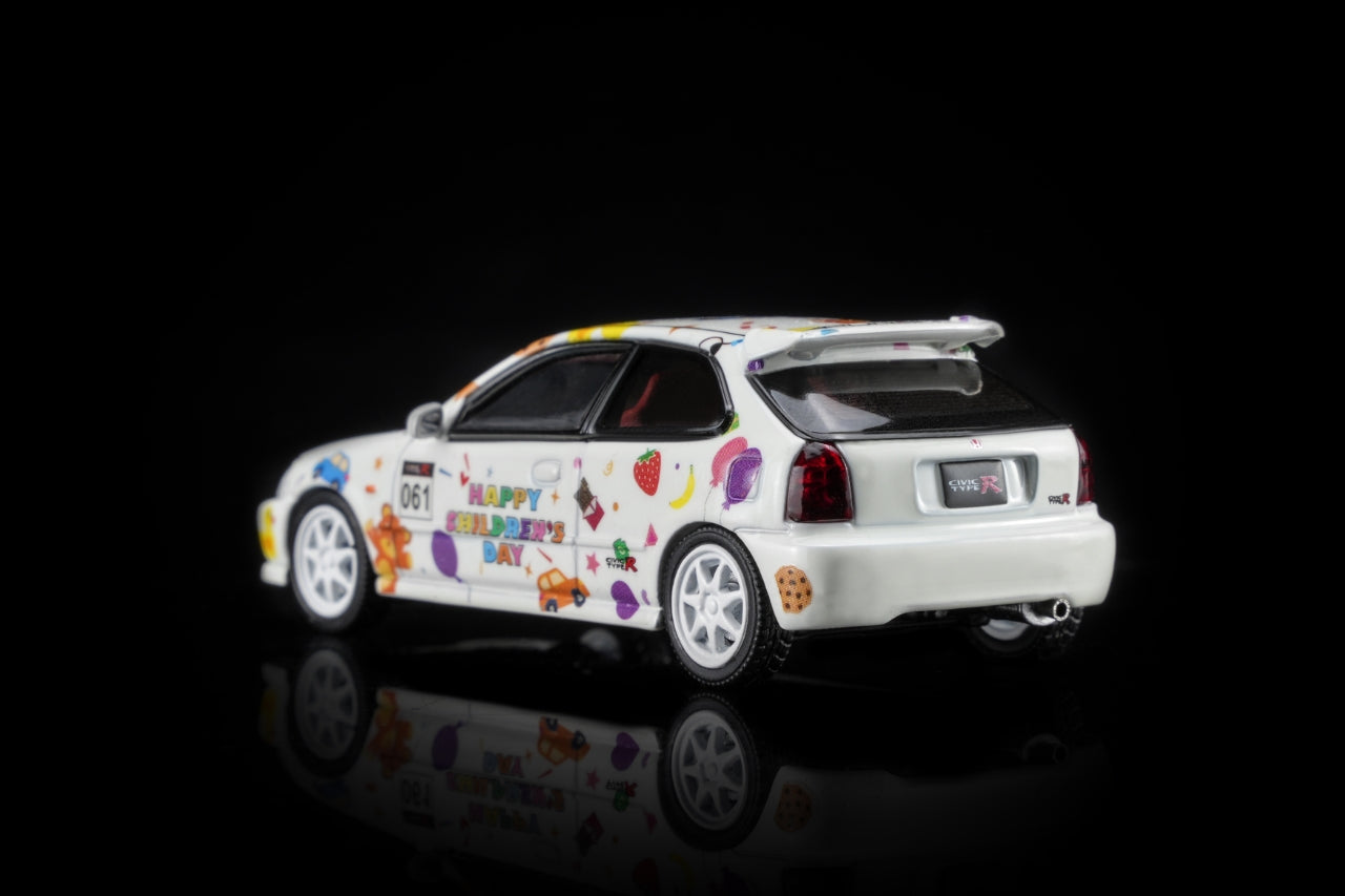 MOTORHELIX 1/64 CHILDREN DAY EXCLUSIVE RWB 993 / HONDA CIVIC TYPE R EK9