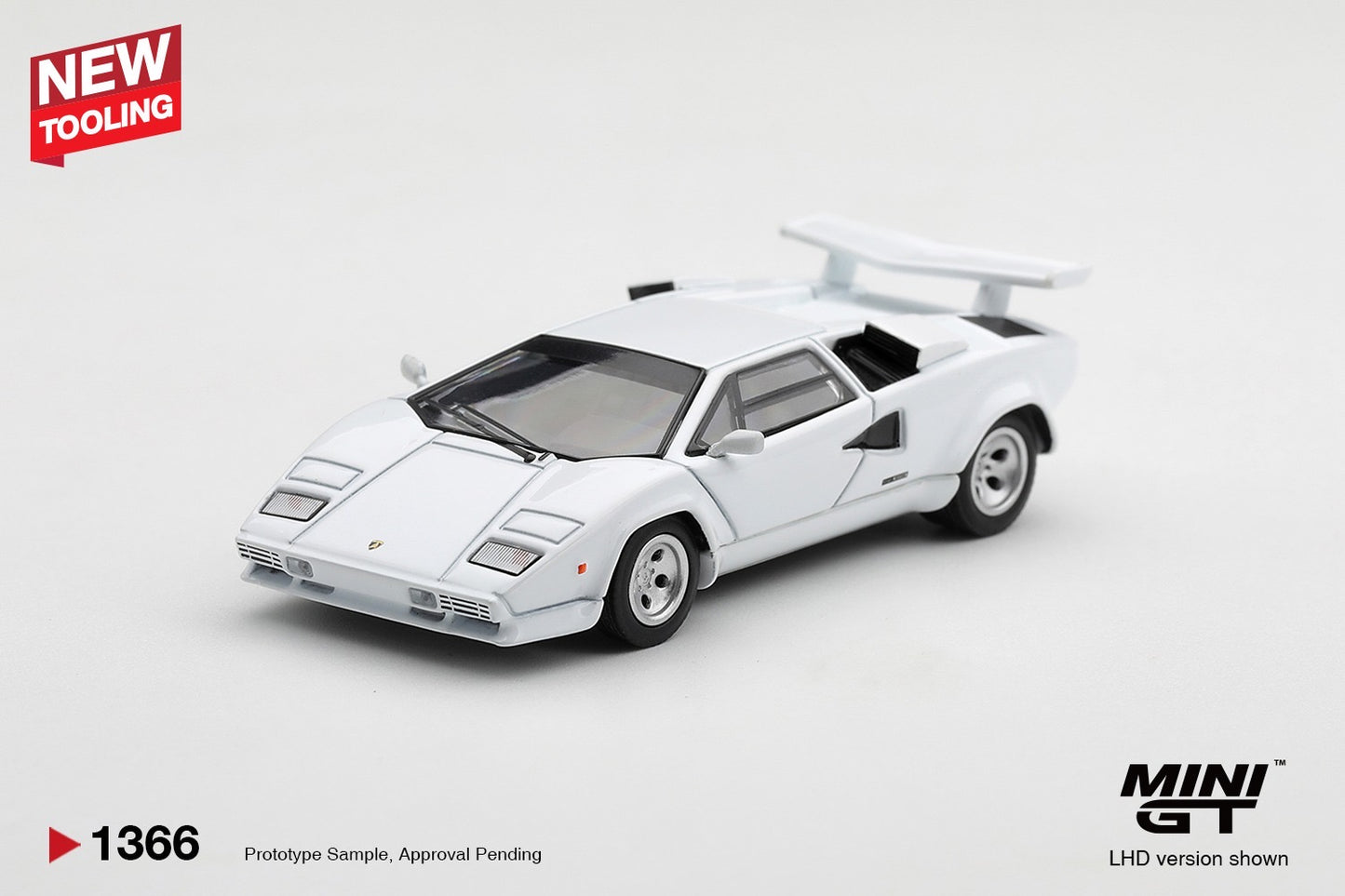 * PRE ORDER * MINI GT #1366 1/64  Lamborghini Countach LP500S White (LHD)