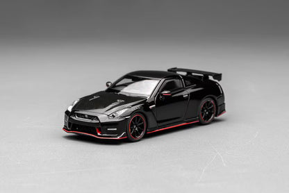 MOTORHELIX 1/64 Nissan GT-R NISMO (R35) Special Edition 2022 Meteor Black Flake Pearl - M63524